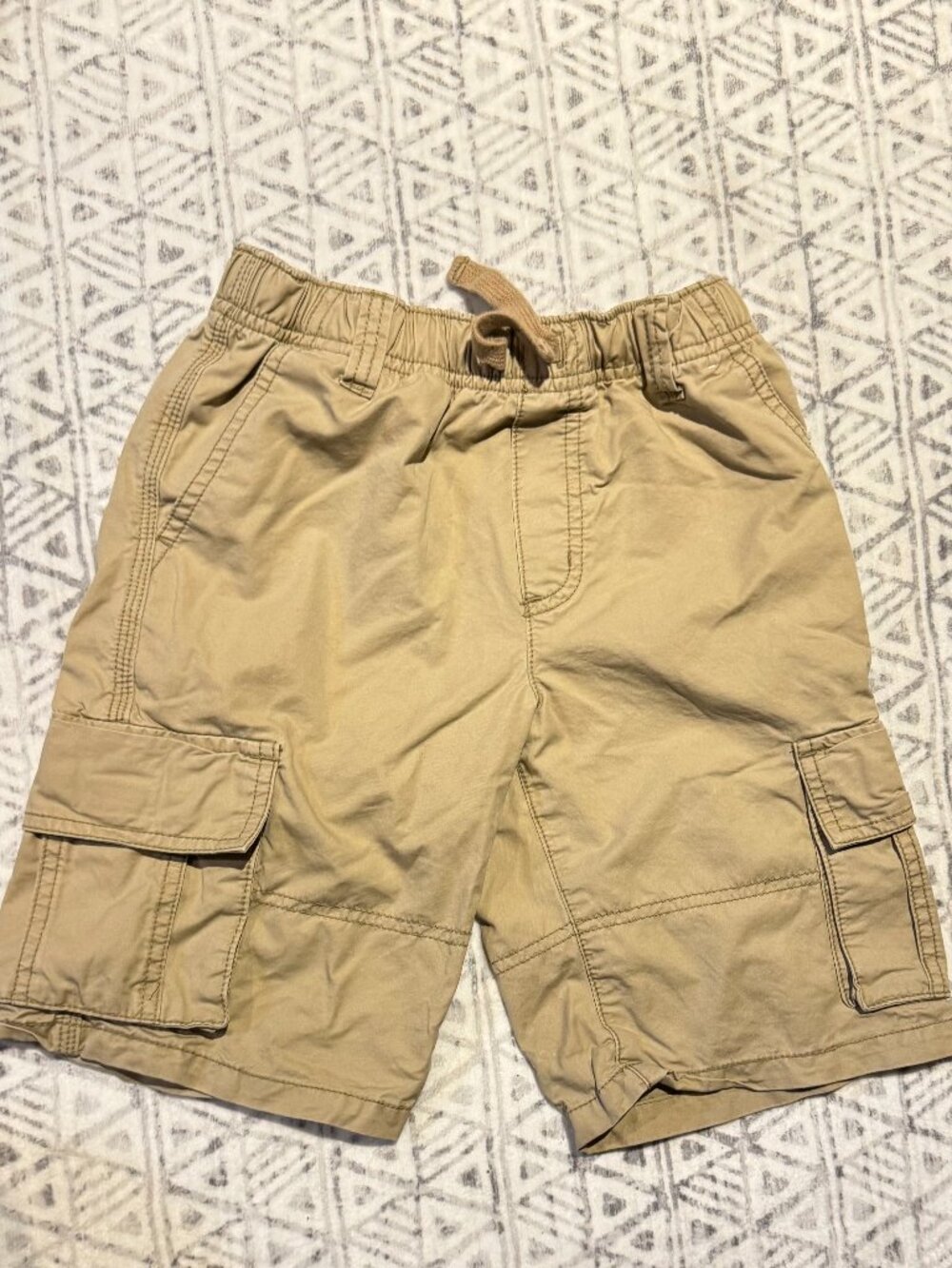 Gymboree Boys Khaki Cargo Shorts – Size 8